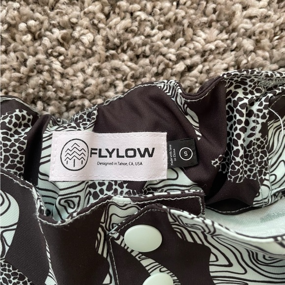 Flylow Mountain bike Shorts - Picture 2 of 8